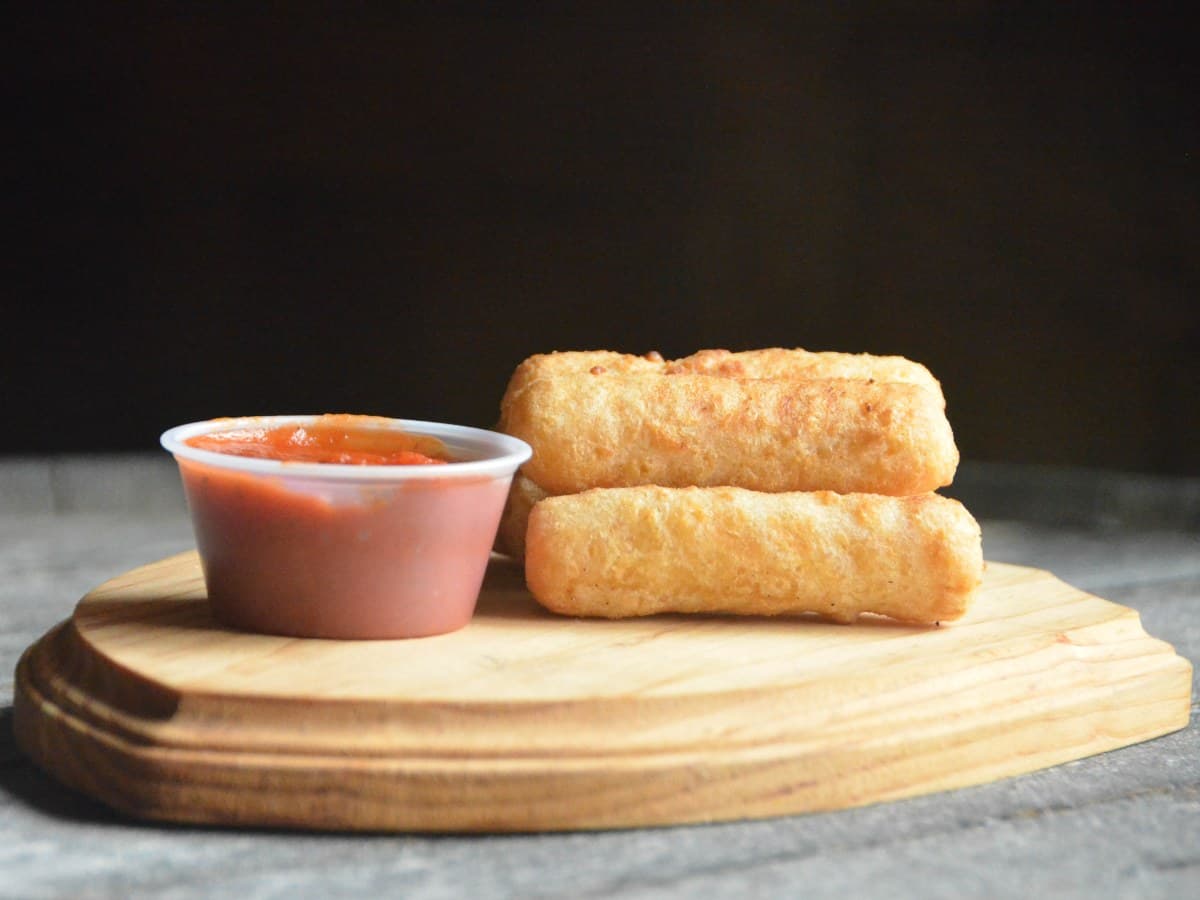 Mozzarella Sticks